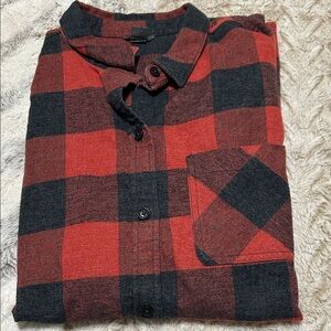 Eddie Bauer Red and Black Buffalo Plaid Button-Up Flannel tunic Shirt Large